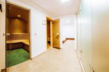 Фотографии Отель Piatra Pinului Ski & Spa г. Гура-Гуморулуй (Румыния) №5 Фото Отель Piatra Pinului Ski & Spa г. Гура-Гуморулуй 5
