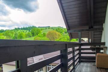 Фото номера Трехместный номер с окном Гостевой дом Residence Ghinita Bucovina г. Гура-Гуморулуй 3