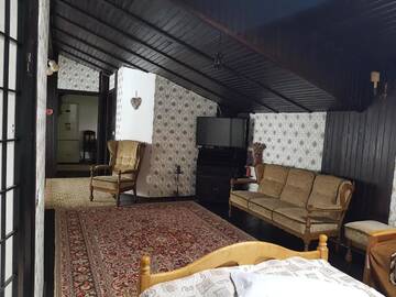 Фото номера Люкс с гидромассажной ванной Гостевой дом Pensiunea Orhideea г. Гура-Гуморулуй 4