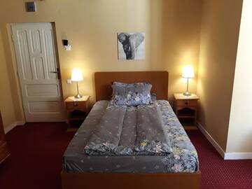 Фото номера Семейный номер Гостевой дом B&amp;B Dumbrava г. Гура-Гуморулуй 4