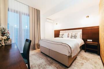 Фото номера Двухместный номер с 1 кроватью и балконом Отель Hotel Buchenland г. Гура-Гуморулуй 2
