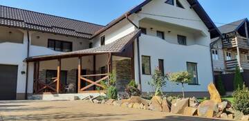 Фото номера Дом с 5 спальнями Дома для отпуска Casa de vacanta Sabrina г. Гура-Гуморулуй 77