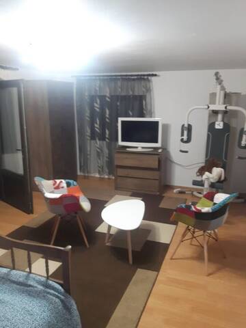 Фото номера Дом с 5 спальнями Дома для отпуска Casa de vacanta Sabrina г. Гура-Гуморулуй 17
