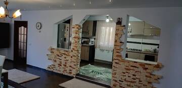 Фото номера Дом с 5 спальнями Дома для отпуска Casa de vacanta Sabrina г. Гура-Гуморулуй 39