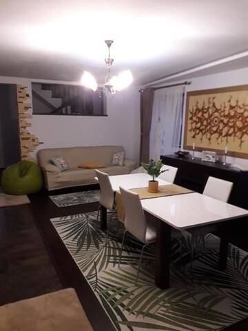 Фото номера Дом с 5 спальнями Дома для отпуска Casa de vacanta Sabrina г. Гура-Гуморулуй 90