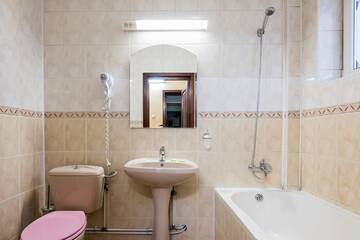 Фото номера Улучшенный двухместный номер с 1 кроватью Отель Hotel Simeria г. Гура-Гуморулуй 3