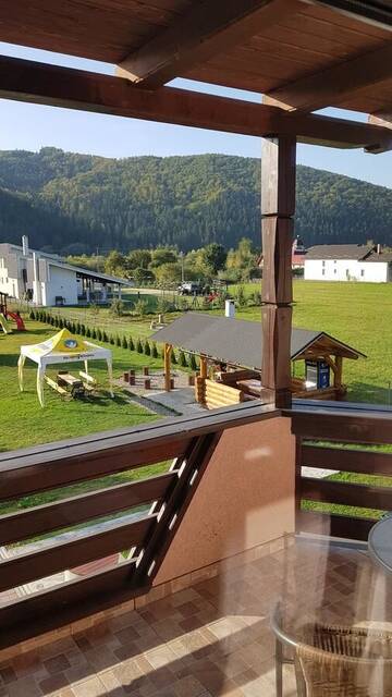 Фото номера Стандартный двухместный номер с 1 кроватью Гостевой дом Casa Alesia Bucovina г. Гура-Гуморулуй 4